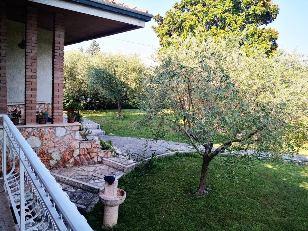 Гостьовий будинок Casa Bella Понті-суль-Мінчіо Екстер'єр фото