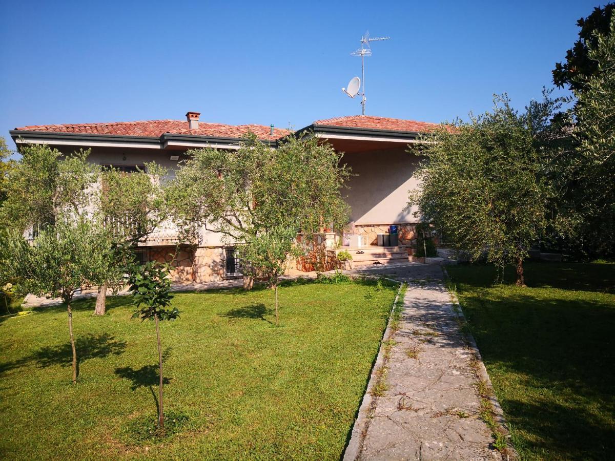 Гостьовий будинок Casa Bella Понті-суль-Мінчіо Екстер'єр фото